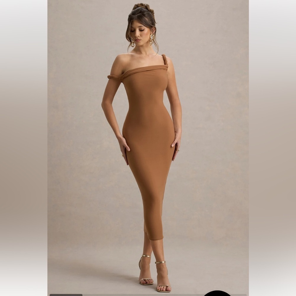 SALOME
BROWN TWISTED ASYMMETRIC MIDI  Dress Size 4 Wedding Parties